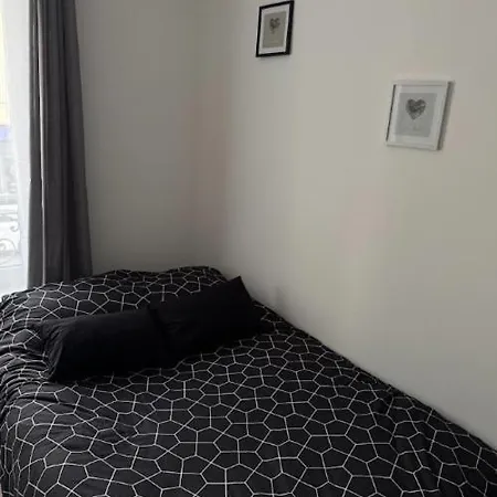 Le Pique - Neuf Et Equipe Centre Appartement *